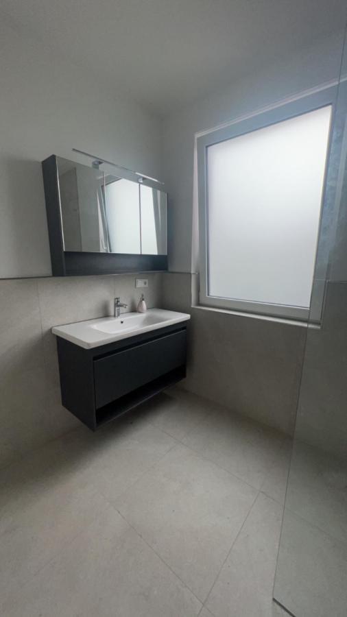 Schoene Neubauwohnung Mit Stil 比勒费尔德 外观 照片